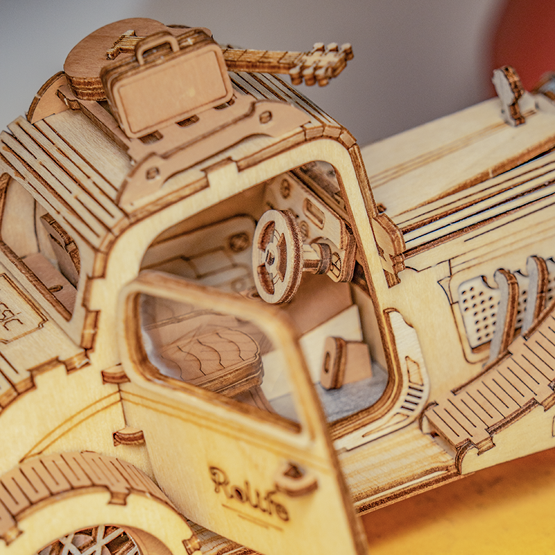 Robotime Rolife Vintage Car DIY Wooden Puzzle