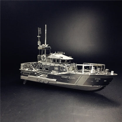 Lifeboat C22201 1:100 3D Metal Model Kit