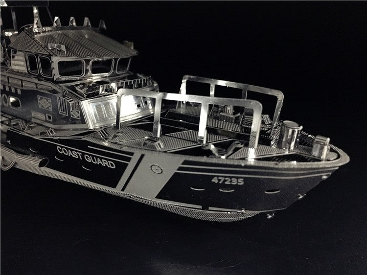 Lifeboat C22201 1:100 3D Metal Model Kit