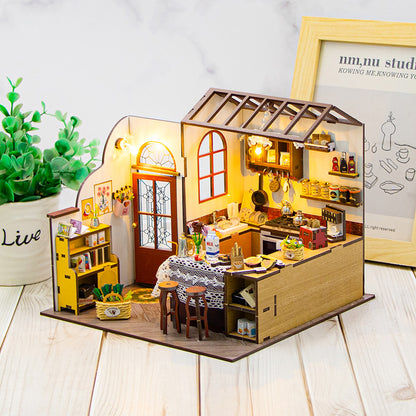 Peta's Kitchen DIY Dollhouse Kit