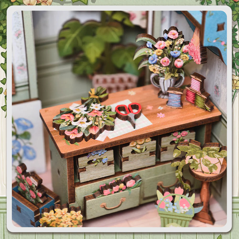 CUTEBEE Champs-Élysées Florist DIY Book Nook Kit