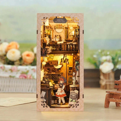 CUTEBEE Grandfather's Antique Store DIY Book Nook Kit